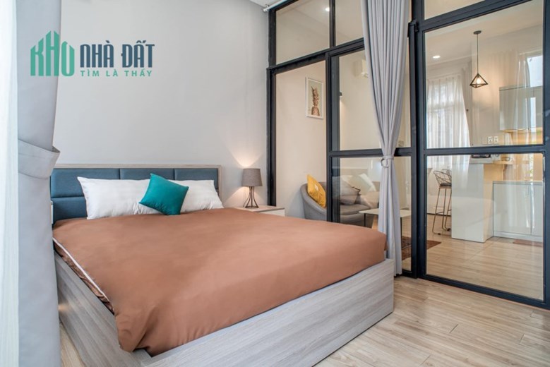 Bán nhà Phú Nhuận 42m2, Ngang 4,3m. 5PN, hẻm to. chỉ 7 tỏi