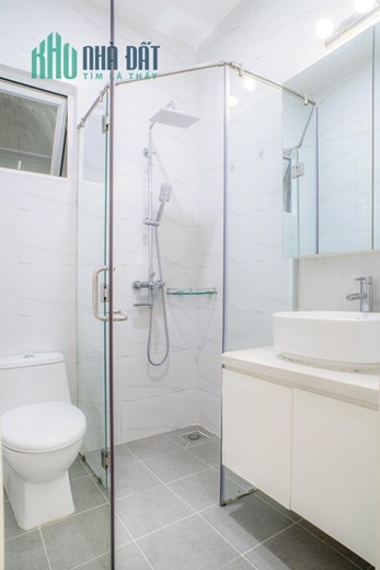 Bán nhà Phú Nhuận 42m2, Ngang 4,3m. 5PN, hẻm to. chỉ 7 tỏi
