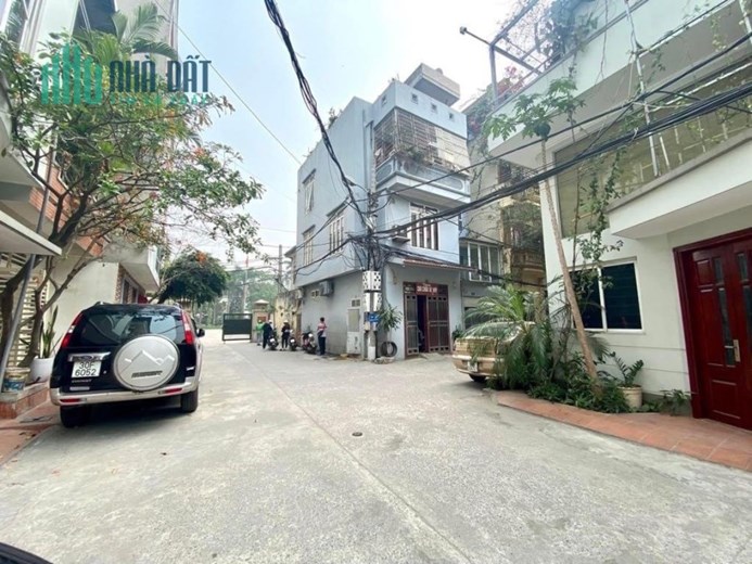 Bán đất Lạc Long Quân - TTTM Lotte - phân lô - ô tô vi vu - 53m2 x MT 4m - 2 mặt thoáng