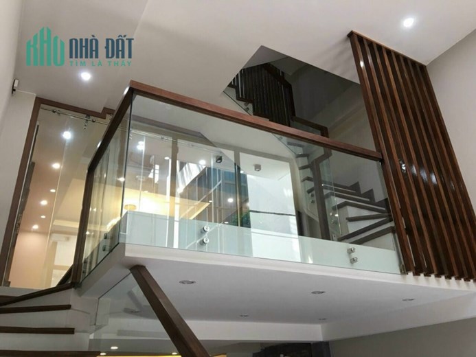 Nhà Đẹp Phường Thạch Bàn, Ngõ Rộng Ôtô Vào Nhà, 10m ÔTô Tránh, 55m2, 5Tầng, Nhỉnh 5Tỷ.