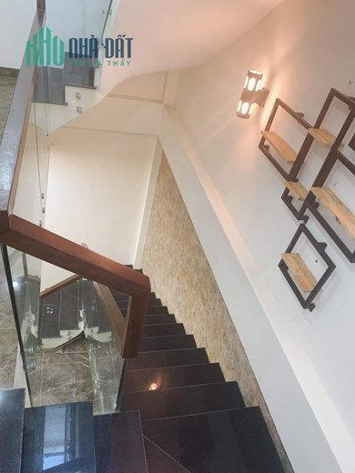 Nhà Đẹp Phường Thạch Bàn, Ngõ Rộng Ôtô Vào Nhà, 10m ÔTô Tránh, 55m2, 5Tầng, Nhỉnh 5Tỷ.