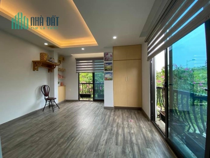 Nhà Đẹp Mới Toanh Phố Nhuyễn Sơn, 60m2, Lô Góc, Ô Tô Vào Nhà, Nhỉnh 7 Tỷ.