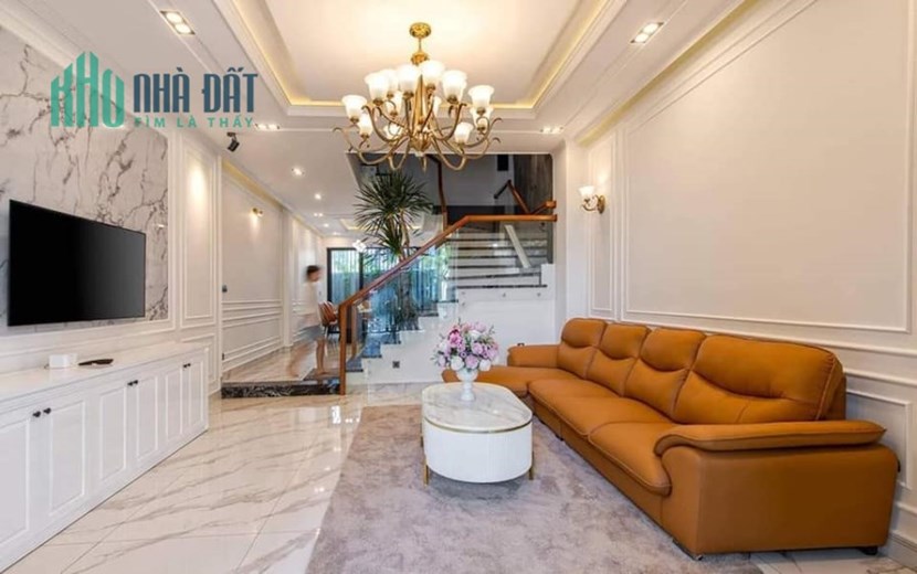 Gia Đình Cần Bán Nhà Phường Thạch Bàn, Ôtô Vào Nhà, 55m2, Mặt Tiền 4m, Nhỉnh 4,3 Tỷ.