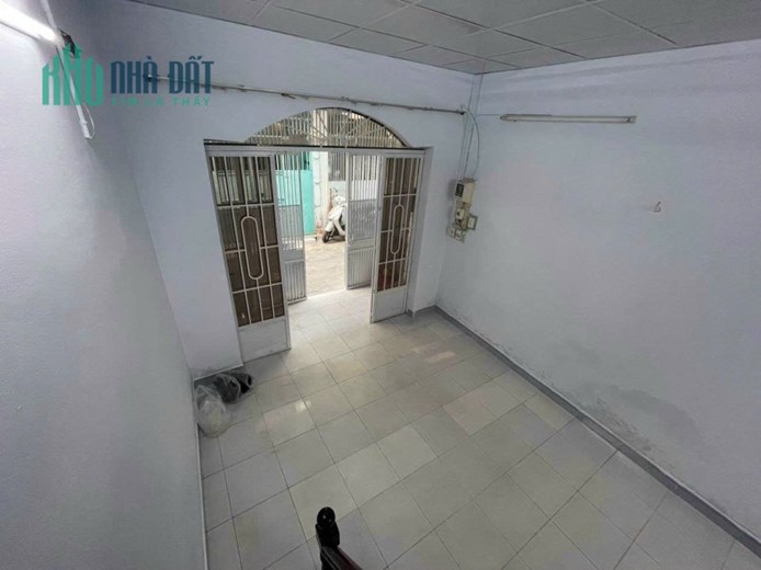 Bán nhà 3 Tầng - 25m2 Công nhận - 2.5  tỷ - 
Hẻm 3 Gác Đua, P14, Gò Vấp