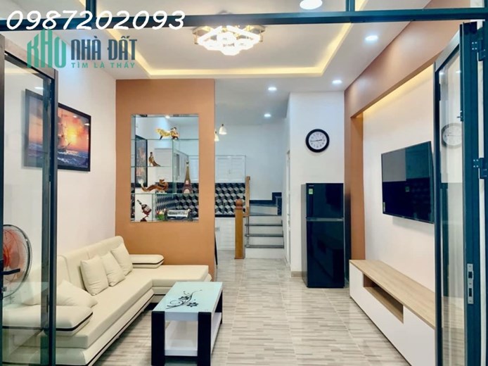 BÁN ĐẸP MỚI 2 TẦNG TTTP HẺM VẠN HÒA VẠN THẠNH GIÁ: 2ty450