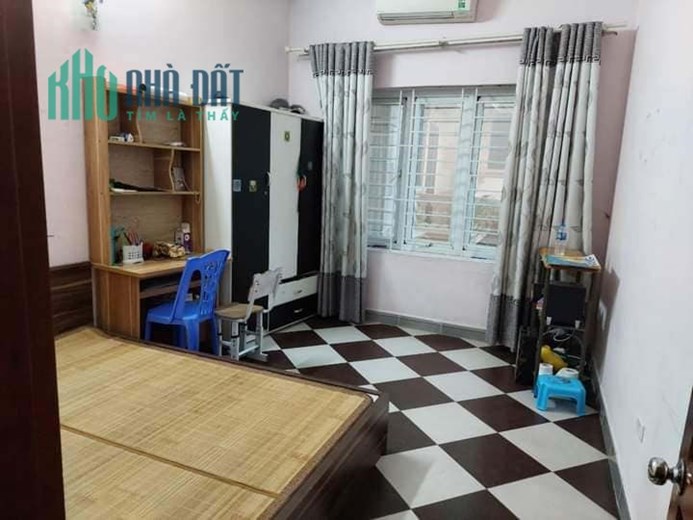 Cho thuê nhà Cổ Nhuế, 50m2, 4T, 3N,đủ đồ, 9 tr Bắc Từ Liêm.