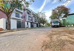 Cho thuê phòng tại hẻm 1078 đường Lê Văn Lương Nhà Bè giữ xe miễn phí phòng có máy lạnh