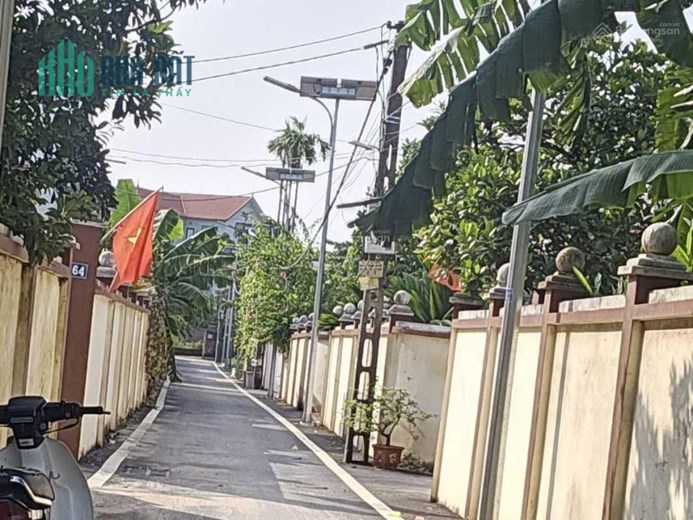 RA GẤP LÔ ĐẤT CHÍNH CHỦ, VỊ TRÍ ĐẮC ĐỊA THUỘC XÃ HỒNG HÀ, ĐAN PHƯỢNG, HÀ NỘI.