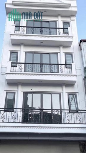 Nhà đẹp phốThái Hà, Đống ĐA, 62m2, MT:5m, thang máy, gara ô tô, kinh doanh tấp nập