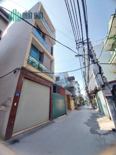 Bán ngay Nhà Ngõ 156 Phố Tam Trinh phường Yên Sở. DT 39m × 5T 6 Ngủ. Ngõ Thoáng, Nông Gần Phố hơn 3