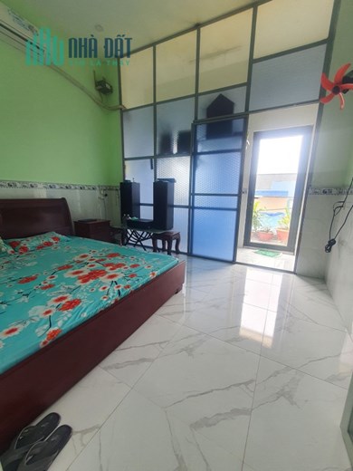 HẺM THÔNG OTO ĐỖ CỬA - 2 TẦNG - 64M - CẠNH BÊN AEON TÂN PHÚ - NHỈNH 4 TỶ.