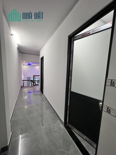 Nhà ngộp ngân hàng, bán nhà lầu mới đẹp, đường 6m chỉ 1ty6