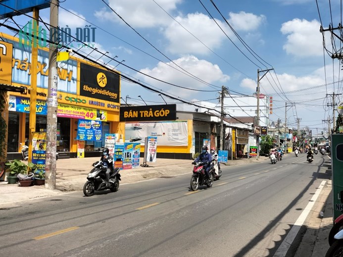 Bán nhà mặt tiền Phan Văn Đối, vị trí đẹp, diện tích lớn, gần QL 1A và KCN Vĩnh Lộc