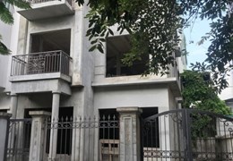 Bán BT Trung văn Intracom, Tố Hữu,N.Từ Liêm, DT:145m x 4T,MT 6,2m. Giá 22,5 tỷ. LH: 0964769634