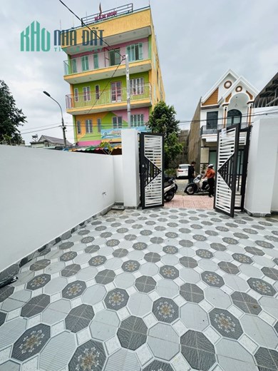 CHÍNH CHỦ BÁN NHÀ SỔ RIÊNG NGAY CHỢ THẠNH PHÚ - CUỐI ĐƯỜNG ĐỒNG KHỞI- HẠ 300 TRIỆU.