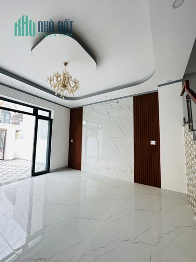 CHÍNH CHỦ BÁN NHÀ SỔ RIÊNG NGAY CHỢ THẠNH PHÚ - CUỐI ĐƯỜNG ĐỒNG KHỞI- HẠ 300 TRIỆU.