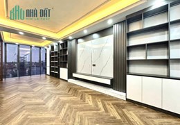 Phân Lô ,oto ,kd, Nguyễn Sơn, Long Biên 77m 4T  nhỉnh 7 tỷ