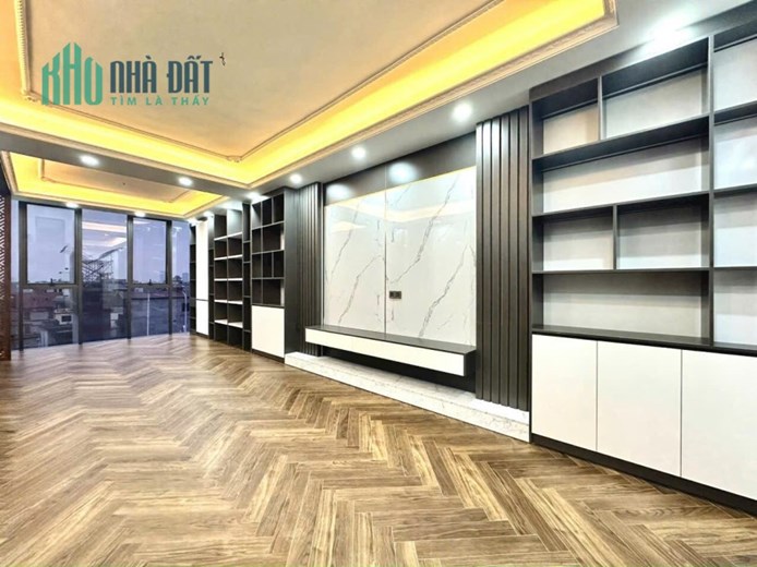 Phân Lô ,oto ,kd, Nguyễn Sơn, Long Biên 77m 4T  nhỉnh 7 tỷ