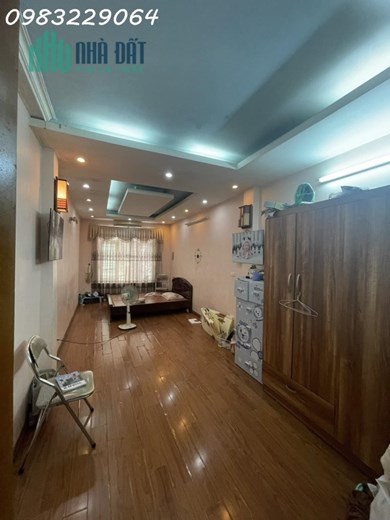 Bán nhà 5T Trần Thái Tông, Cầu Giấy, KINH DOANH, 45m, 5.6 tỷ