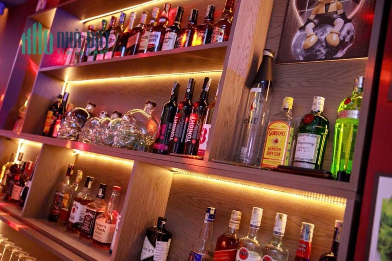 Mình cần sang cổ phần quán kelly bar 94 hàm nghi q1 Hoặc ai có nhu cầu sang luôn quán