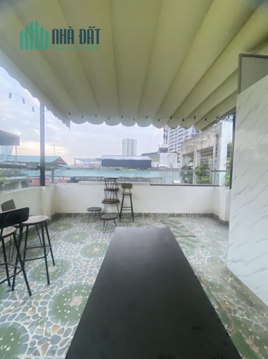SIÊU PHẨM THANH XUÂN. Bán nhà Vũ Trọng Phụng. 40m2 x 6T. MT 5m. LÔ GÓC. Ô TÔ. GẦN PHỐ. Hơn 6 Tỷ.