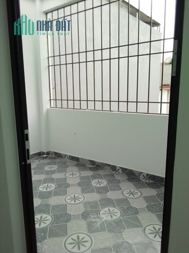 NHÀ XÂY MỚI SÂN CỔNG PHỐ HỒ SEN