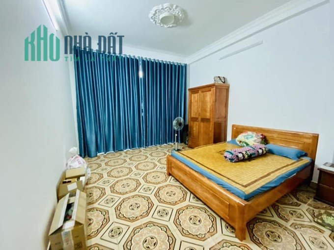 Bán nhà HXH Tân Quỳ Tân Quý, Tân Sơn Nhì, Tân Phú, 62m2, 3 tầng, giá rẻ.