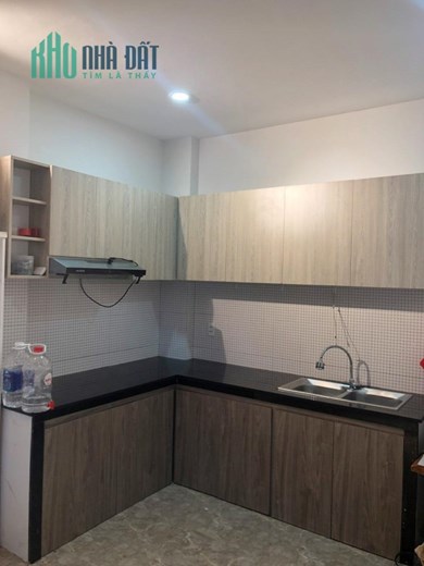 CHỈ 2 CĂN RA MẶT TIỀN TÔN ĐẢN  QUẬN 4 - NGANG HIẾM 8.6M DÀI 6M - HẼM TRƯỚC NHÀ 8M - CHỈ 5 TỈ HƠN.