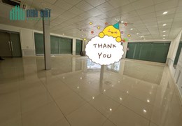 Cho thuê mặt bằng sẵn kinh doanh DT 250m2 góc 2 mặt tiền Liên Bảo