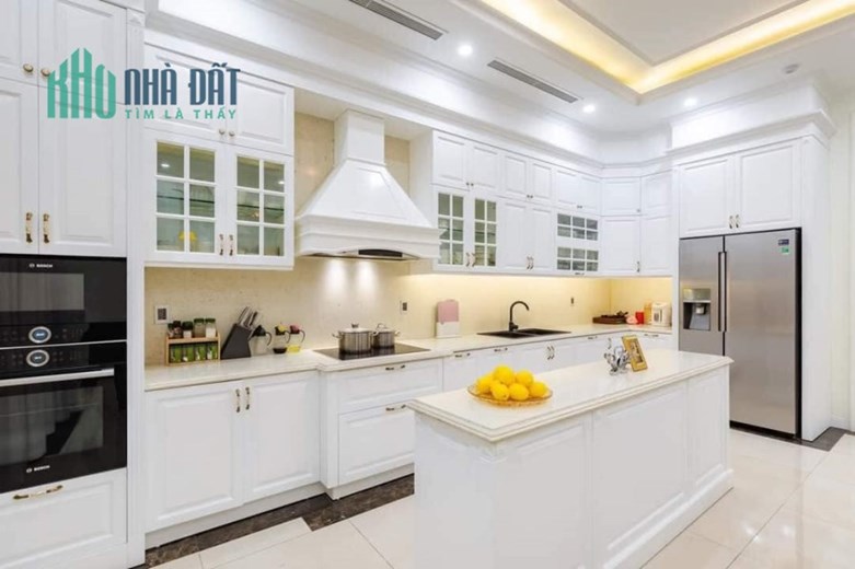 Bán nhà riêng mặt phố Hồng Mai, Hai Bà Trưng ôtô vào nhà vuông vắn ở ngay 70m2 5 tầng mặt tiền 4.3m