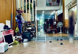 BÁN NHÀ 4 X 12 (48m) - XE HƠI - 4.5 TỶ  - 4 TẦNG - ĐỘC LẬP (TÂN PHÚ)
