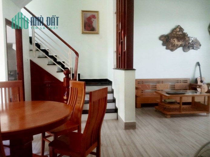 Nhà đẹp Q12, Đường nhựa 7m, nhà tâm huyết có gara ô tô, chỉ hơn 5 tỷ