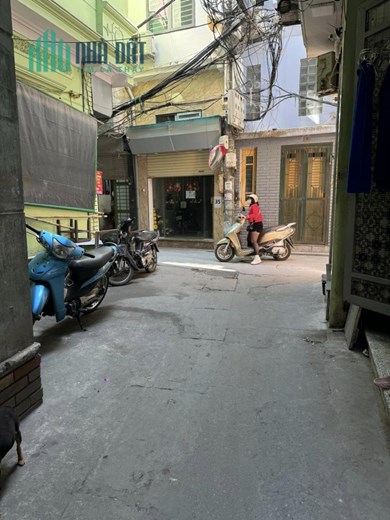 Bán nhà Bạch Mai, Phố Huế 5p lên bờ Hồ 38m2 5 tầng mặt tiền 4m ngõ xe ba gác tránh xe máy giá cực