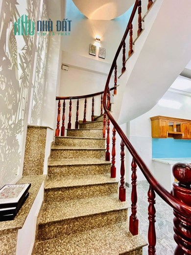 *** NHÀ 3 TẦNG-ĐẸP LUNG LINH-BTCT-KHU PHÂN LÔ NHÀ CAO TẦNG-HXH-TÂN CHÁNH HIỆP 10- NỘI THẤT XIN SÒ-Ô