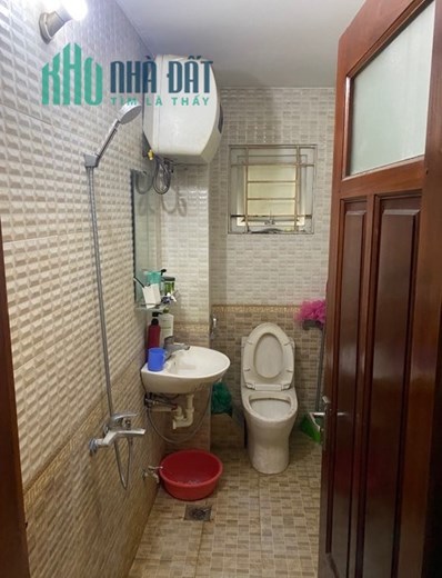 BÁN NHÀ PHỐ TÔN ĐỨC THẮNG: GẦN 40M2 x 5 TẦNG, Ô TÔ VÀO NHÀ, NGÕ THÔNG KINH DOANH, CHỈ 7.85 TỶ