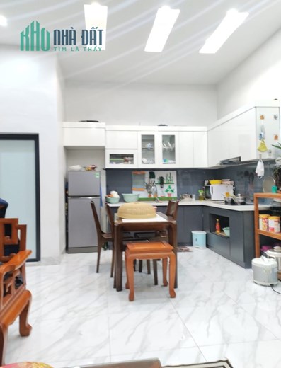 HƠN 7 TỶ - Ô TÔ VÀO NHÀ –LÕI QUẬN ĐỐNG ĐA, 43M2 x 5 TẦNG MỚI ĐẸP, LÔ GÓC 2 THOÁNG, NGÕ THÔNG KINH