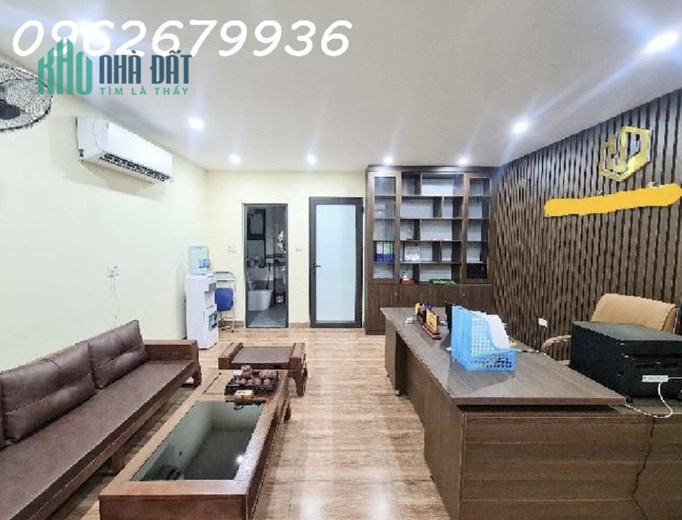 Nhà Đại Khang ngay mặt phố ô tô đỗ cổng 30m2 5 tầng