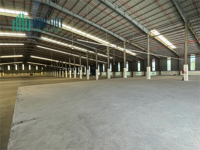 nhà xưởng sản xuất chuyên ngành gỗ Sofa. Sẵn Sàng cho thuê. phù hợp mọi nhu cầu