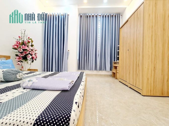 Siêu Phẩm Mới Đẹp Giảm Mạnh Thống Nhất GV- 2 Tầng- 80m2- HXH- Full Nội Thất  Ốp Gỗ Cao Cấp- Chỉ 4,9