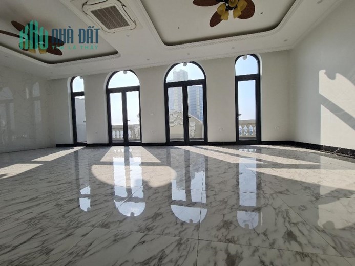 Bán tòa 9 tầng mặt phố Lê Quý Đôn, Hai Bà Trưng, vị trí đẹp, 96m, mặt tiền 9.4m, 58 tỷ.