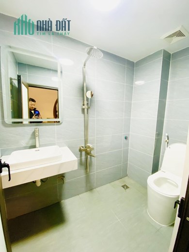 Bán nhà Đường Trương Định Hai Bà Trưng lô góc 25m2x6 tầng vể ở luôn đón Tết, ngõ rộng bagac chỉ