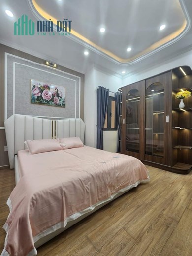 Bán nhà mới ở ngay - HXH - Quang Trung 57 m ( 6.3 x 9 ) x 3 tầng - 121 tr/m + 4Pn