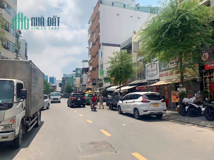 Mặt tiền kinh doanh Quận 6- Gần chợ Bình Tây- 4 tầng THANG MÁY, ngang 5.5m