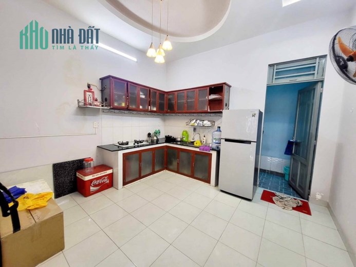 Bán Nhà 2 Tầng Hẻm Xe Tải Tránh Ngay Ủy Ban Hiệp Bình Phước 100m 7.8 Tỷ