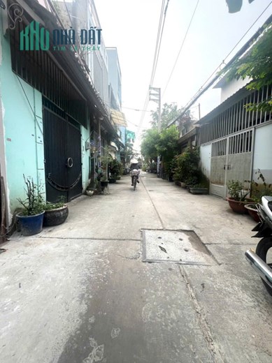 Bán nhà đường số 8 Bình Tân hẻm 6m thông 24m2,3 Tầng Nhỉnh 2 tỷ