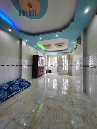 Bán nhà 4 tầng 4x19 hẻm 8m 350 /Lê Văn Quới Bình Tân giá 6.7 tỷ