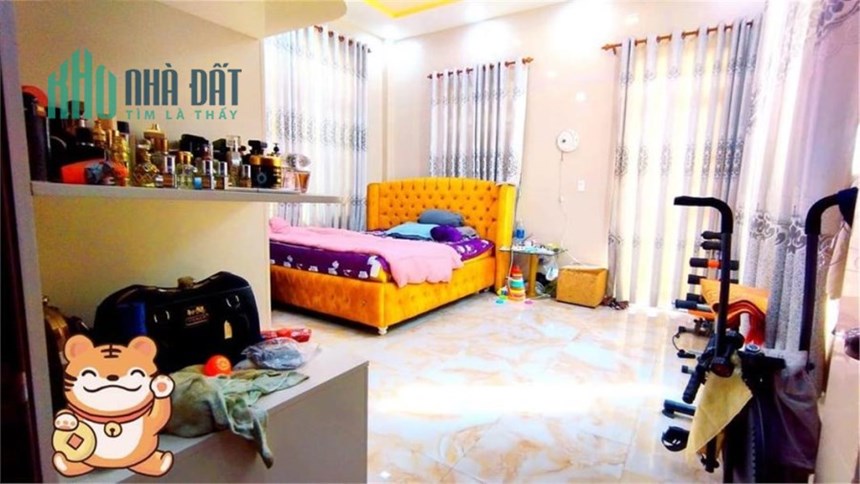 BÁN NHÀ QUẬN 8 - 62M2 - 4 TẦNG- HẺM XE HƠI THÔNG-NHỈNH 9 TỶ CÒN BỚT