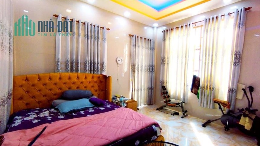 BÁN NHÀ QUẬN 8 - 62M2 - 4 TẦNG- HẺM XE HƠI THÔNG-NHỈNH 9 TỶ CÒN BỚT