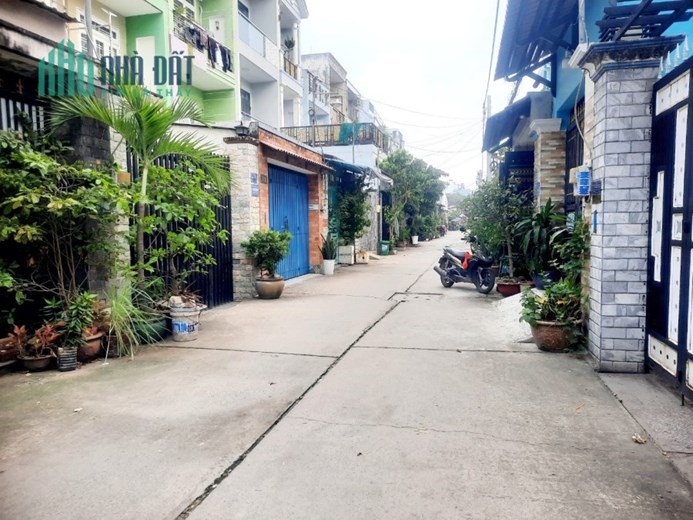 Bán nhà đường số 4 liên khu 4,5 hẻm 6m thông 30m2,3 Tầng Nhỉnh 2 tỷ