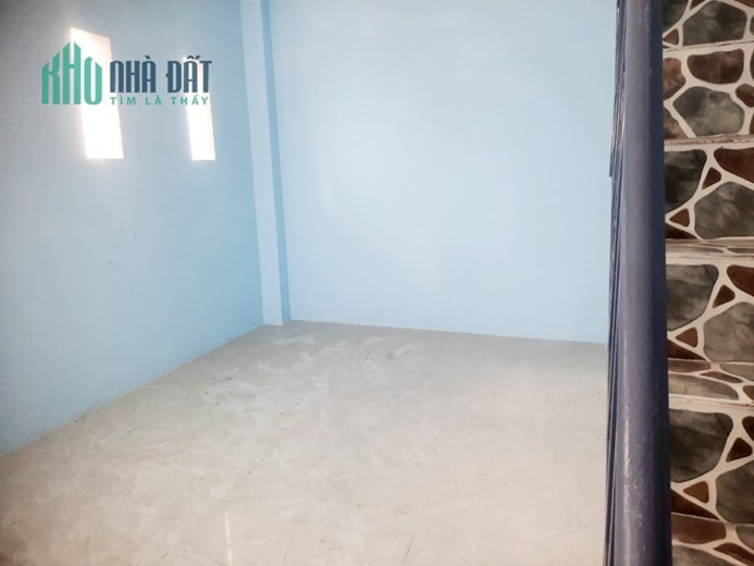 Bán nhà đường số 4 liên khu 4,5 hẻm 6m thông 30m2,3 Tầng Nhỉnh 2 tỷ